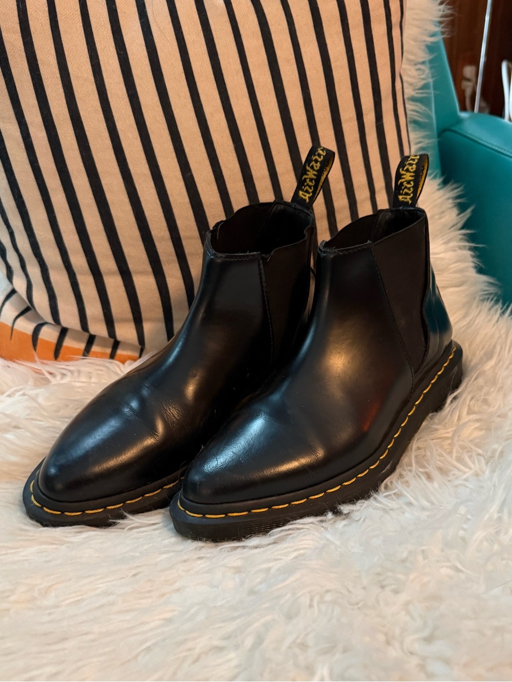 Doc Martens Chelsea boots